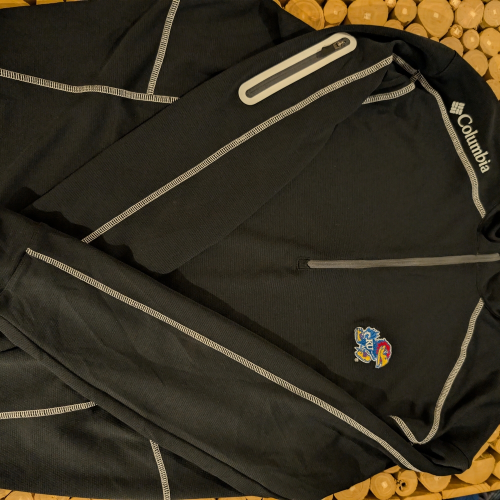 Columbia Black Long Sleeve Top